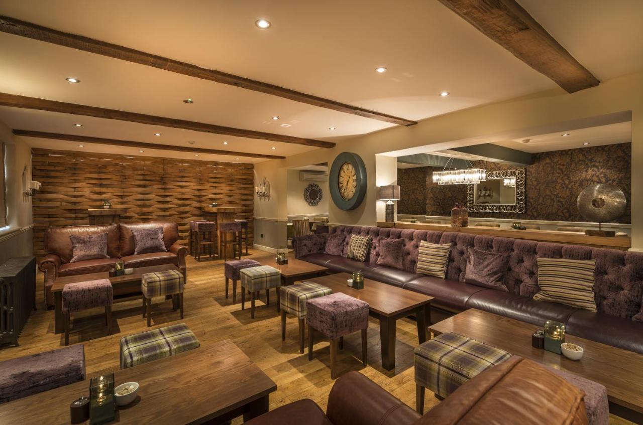 The Royal Oak Hotel, Welshpool, Mid Wales 외부 사진